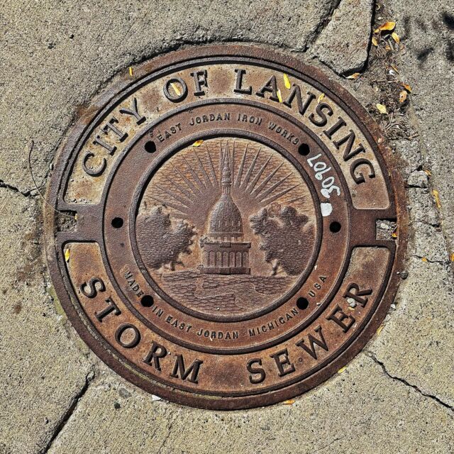 #cityoflansing #circlephotography #sewersofinstagram